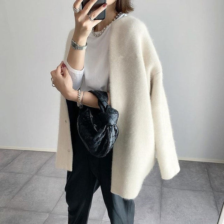 Elle™ – Minimalist Wool Blend Cardigan